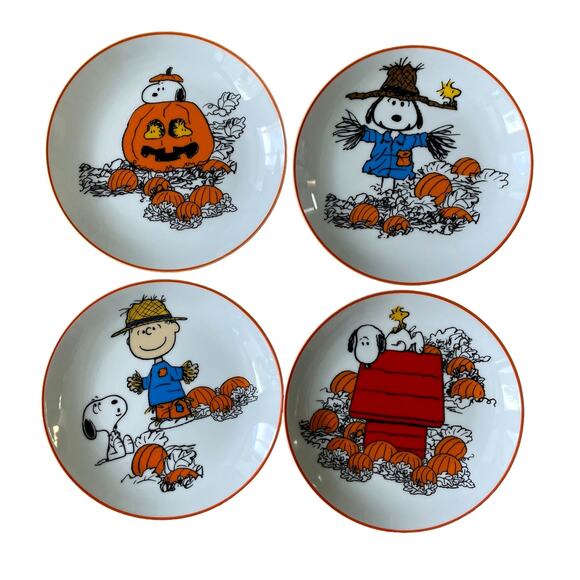 SNOOPY PEANUTS GANG HALLOWEEN FALL CERAMIC APPETIZER PLATE SET OF 4
